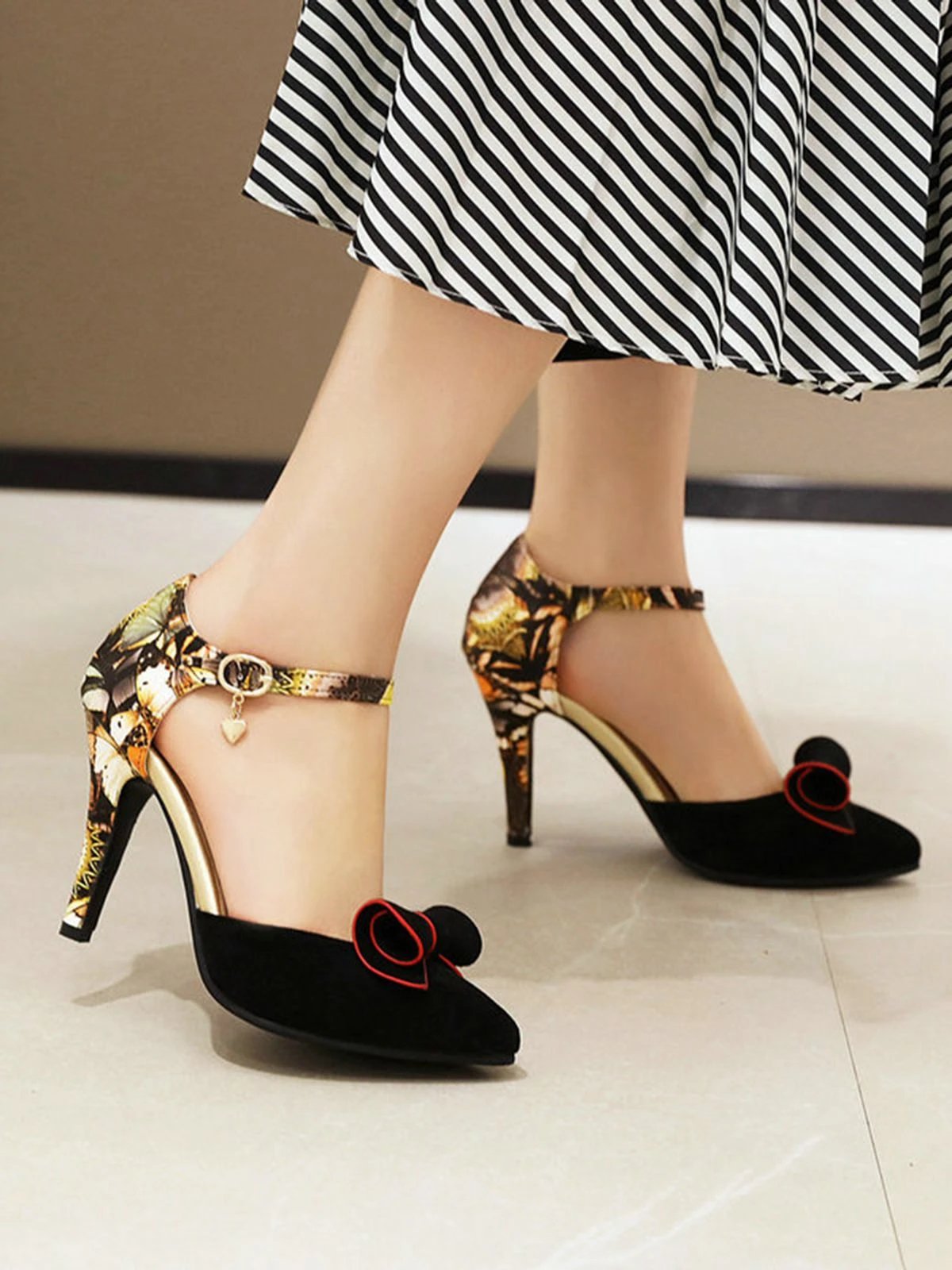 Retro Pointed Toe Bow High Heel Shoes 7 Retro Pointed Toe Bow High Heel Shoes - Image 5