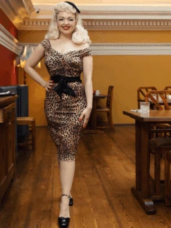 1960s Off-shoulder Leopard Pencil Dress -Retro Pulse Shop 2022 03 10T141914.342 cb18c823 fdc6 487e a334 50e4f6939364