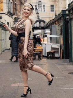 1960s Off-shoulder Leopard Pencil Dress -Retro Pulse Shop 2022 03 10T141943.027 12924595 392d 4800 8ab3 fee9bf7cbbae