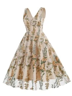 1950s Embroidered Floral V-Neck Swing Dress -Retro Pulse Shop 2 compressed a3e0430f f0e6 4582 a4a0 ca9f2f6b9d65