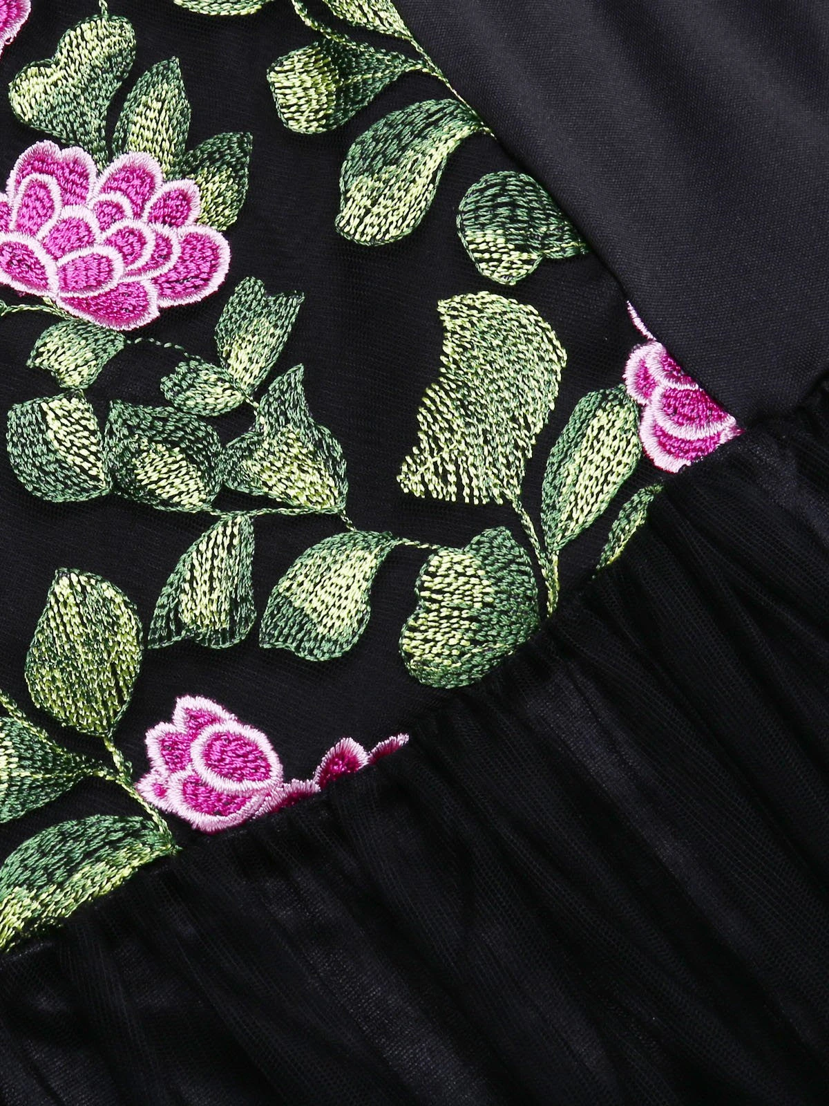 Black 1950s Peony Embroidery Dress 6 Black 1950s Peony Embroidery Dress - Image 4