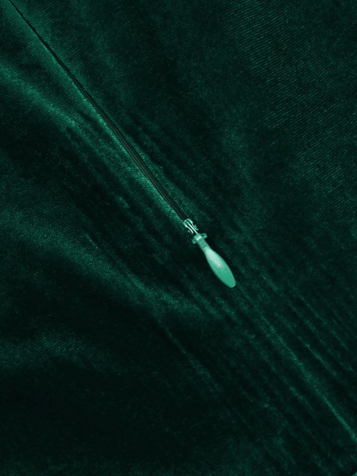 Wine Red 1960s Velvet Bodycon Vintage Dress 17 Wine Red 1960s Velvet Bodycon Vintage Dress - Image 15