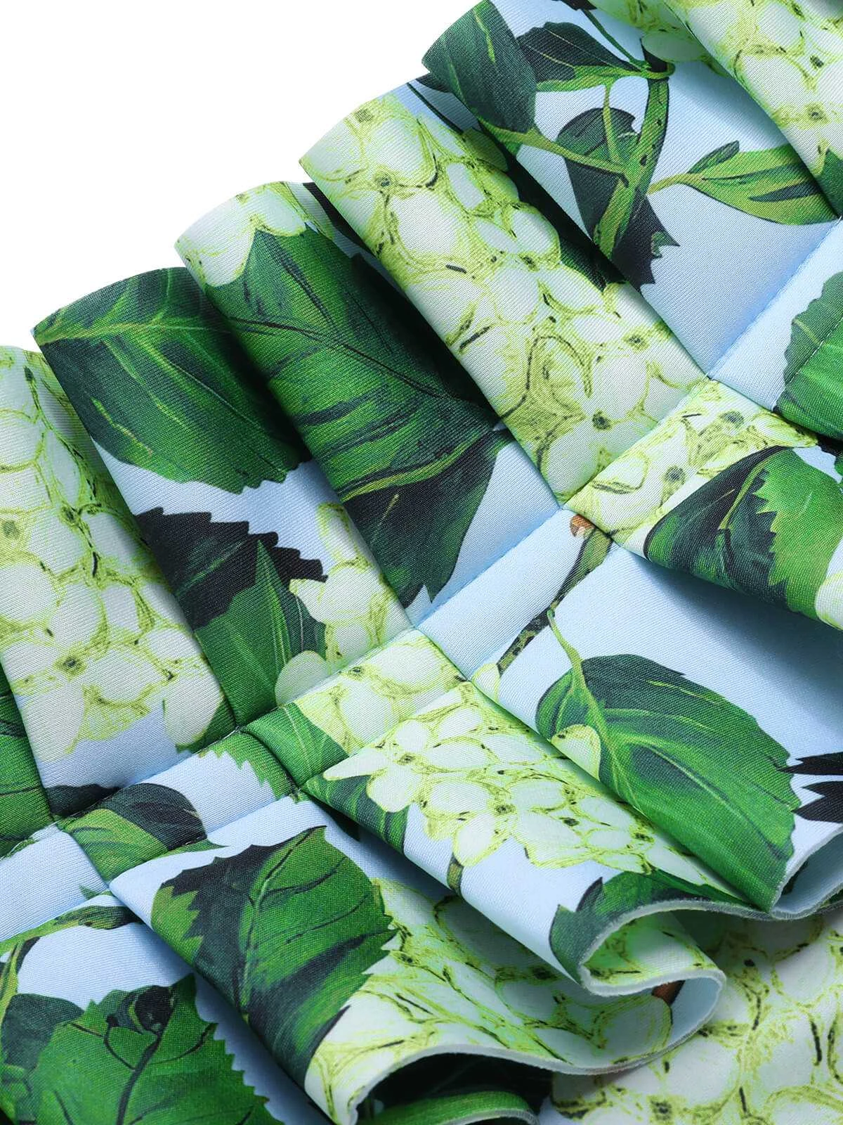 Green 1950s Hydrangea Floral Cold-Shoulder Swimsuit 6 Green 1950s Hydrangea Floral Cold-Shoulder Swimsuit - Image 4